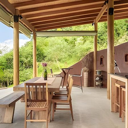 Chales Suites Gorjeios Da Mantiqueira São Bento do Sapucaí Exterior foto